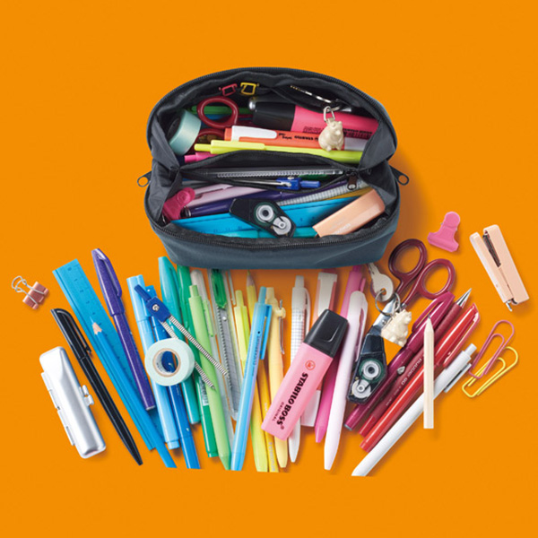 パッ!と広がるたっぷりポーチ